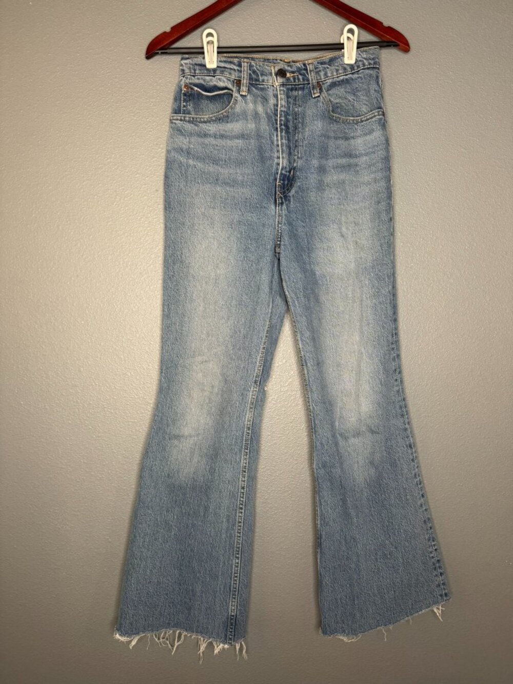 Levi's Premium 70s High Flare Jeans W27 L32 High Rise Raw Hem Light Wash